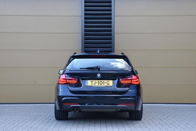 BMW 3-SERIE Touring 320i * M Sportpakket * LED * Panorama dak * Stoelverwarming * Leder *