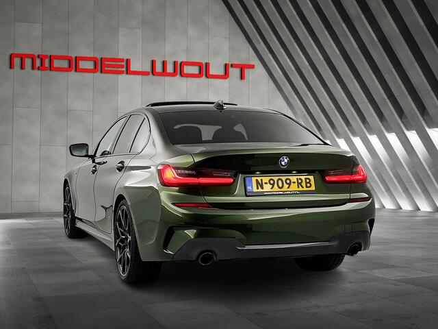 BMW 3-SERIE 320i M-Sport High Exe/Schuif-/kanteldak/Carbon-Accenten/20'LMV