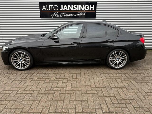 BMW 3-SERIE 330e Hybride!! | Stoelverwarming | Camera | PDC V+A | Clima | Cruise | Head-Up Display RIJKLAARPRIJS INCL 12 MAANDEN GARANTIE EN BEURT