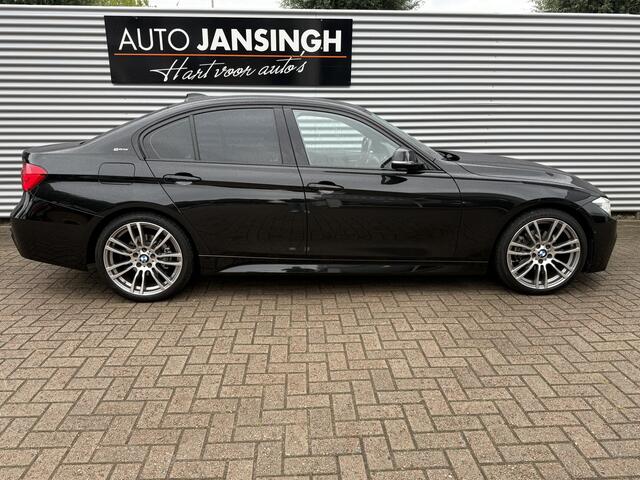 BMW 3-SERIE 330e Hybride!! | Stoelverwarming | Camera | PDC V+A | Clima | Cruise | Head-Up Display RIJKLAARPRIJS INCL 12 MAANDEN GARANTIE EN BEURT