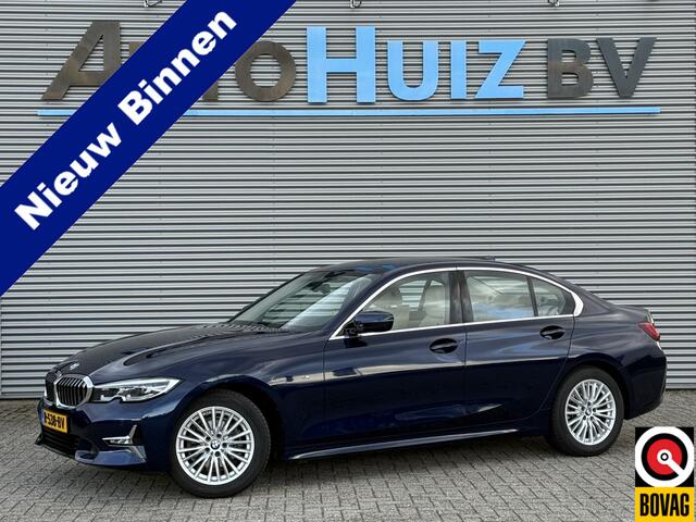 BMW 3-SERIE 318i 156 PK Luxury Line Leder Wegklapbare Trekhaak LED HiFi pakket PDC