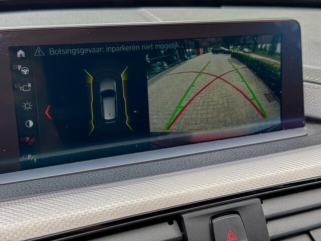 BMW 3-SERIE Touring 320i Edition M Sport Shadow Executive, Trekhaak, Carplay, Ori NL