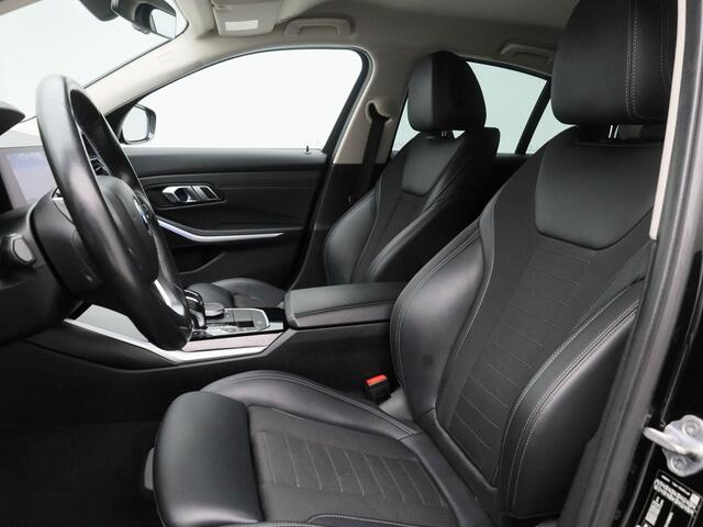 BMW 3-SERIE 320i Automaat High Executive | NAVI | STOELVERWARMING