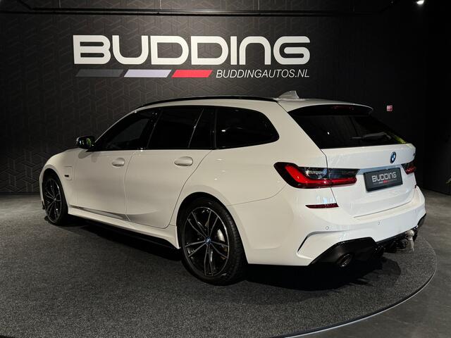 BMW 3-SERIE Touring 330e High Exe | M-performance | Pano | Trekhaak