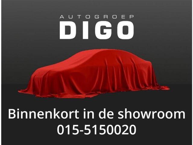 BMW 3-SERIE 320e M-Sport Business Plus Edition Shadow Line | Stoel verwarming | Parkeer sensoren Voor & Achter |