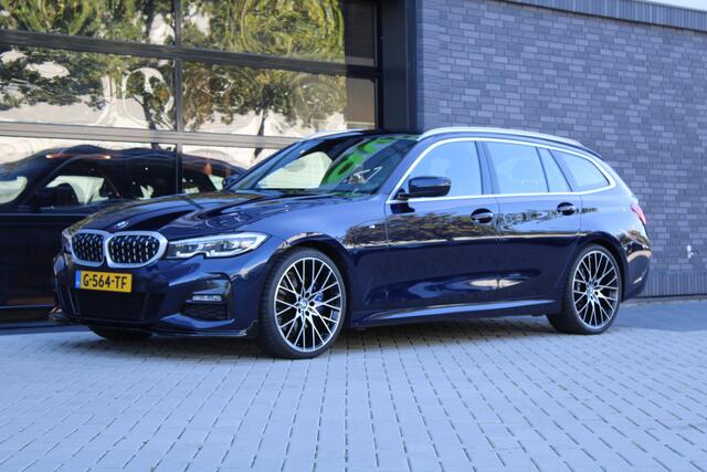 BMW 3-SERIE Touring 320i High Executive Edition | NAP | M-SPORT | HUD | LEDER | CAMERA | TREKHAAK | LED | TANZANITE BLUE |