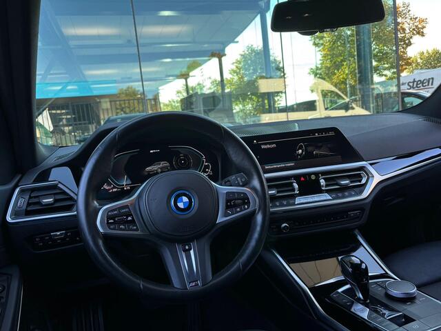 BMW 3-SERIE Touring 330e High Executive M Sport | Adapt. Cruise