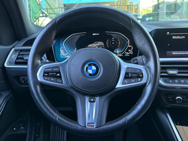 BMW 3-SERIE Touring 330e High Executive M Sport | Adapt. Cruise