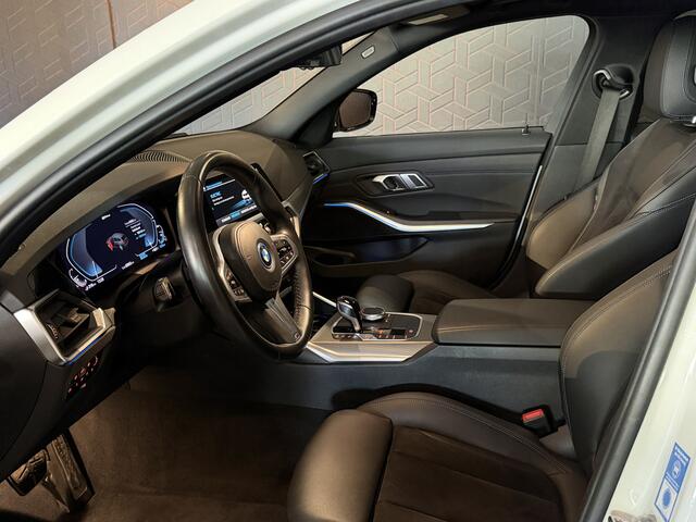 BMW 3-SERIE Touring 320e Business Edition Plus | M-Pakket | M-performance pakket | 19 inch|