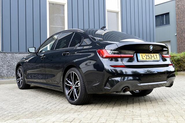 BMW 3-SERIE 320e M-Sport Rijklaarprijs-Garantie Navigatie Leder Interieur Laserlicht Camera 19 Inch