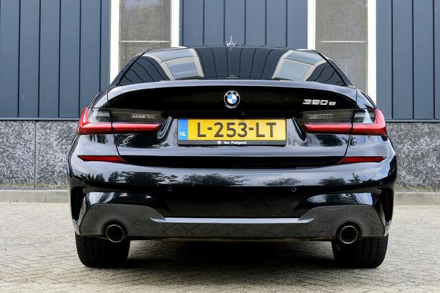 BMW 3-SERIE 320e M-Sport Rijklaarprijs-Garantie Navigatie Leder Interieur Laserlicht Camera 19 Inch