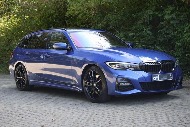 BMW 3-SERIE Touring 330i High Executive M-Sportpakket, Head up Display, Panoramadak, Elektrische trekhaak, M-Sportrem, Sportstoel, Shadowline, etc.