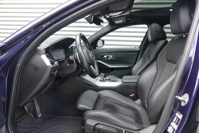 BMW 3-SERIE 318i Business Edition M-Sport | Schuifdak | Camera | Carplay | Sfeer |