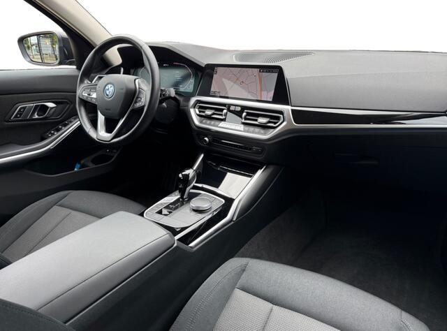 BMW 3-SERIE 320e xDrive Business Edition Plus I Navi I Keyless