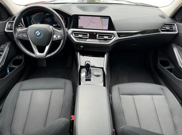 BMW 3-SERIE 320e xDrive Business Edition Plus I Navi I Keyless