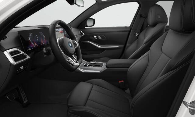 BMW 3-SERIE Touring 330e | NW Model | M-Sport | 18'' | Panorama | Elek. Trekhaak | Camera | HiFi