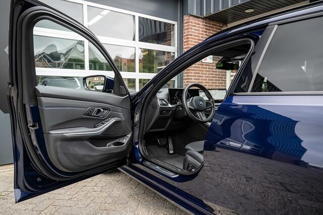 BMW 3-SERIE 330e xDrive M Sport Pro | Shadow | Memory | HIFI | Keyless | Adapt. Led | 19 Inch |