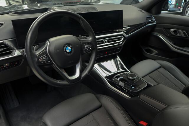 BMW 3-SERIE Touring 320i HUD Matrix LED ACC Elektr. trekhaak Elektr. achterklep Leer Navi Camera Climate (3-zone) Sportstoelen PDC LM velgen BTW auto