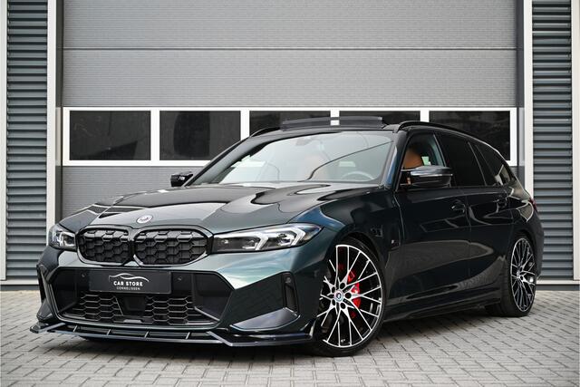 BMW 3-SERIE Touring 320e / M-SPORT / PANO / M-PERF SEATS / CARBON / HARMAN KARDON / MEMORY / HUD / OXFORDGREEN / 20"