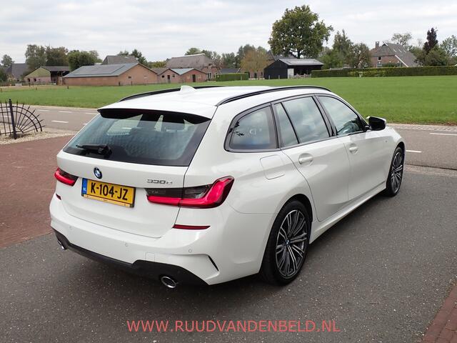BMW 3-SERIE Touring 330e M-PAKKET SHADOWLINE SPORTLEER/SFEERVERLICHTING