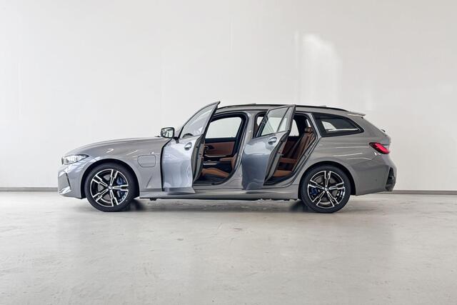BMW 3-SERIE Touring 330e xDrive Innovation Pack M Sportpakket Aut.