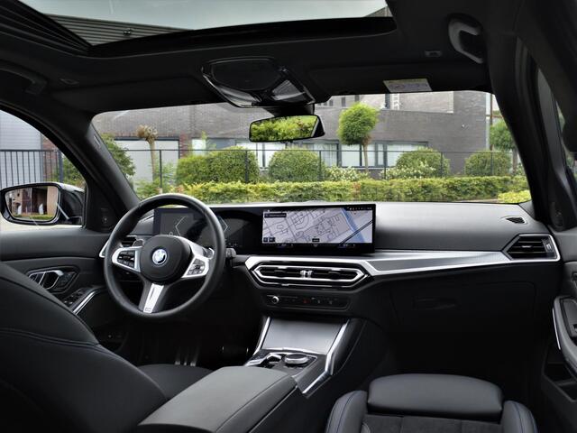BMW 3-SERIE Touring 330e M Sport Innovation