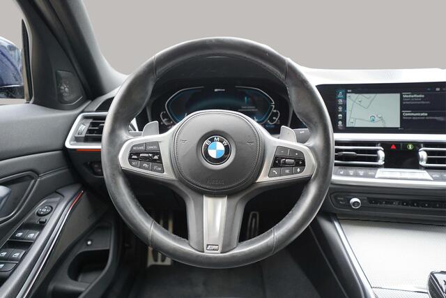 BMW 3-SERIE 330e eDrive Edition | M-Sport | Harman Kardon | HUD | Pano