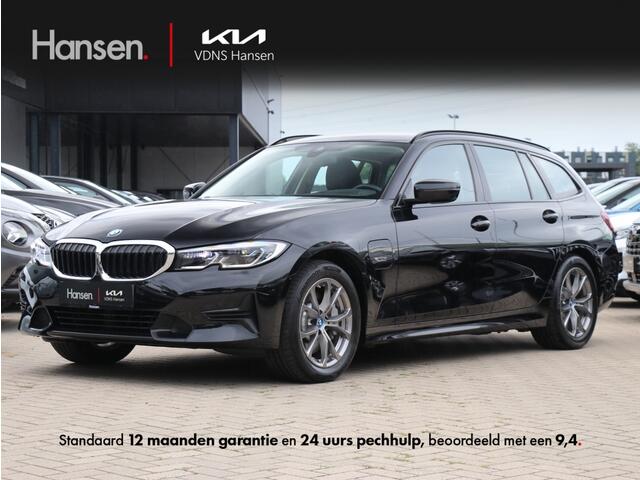 BMW 3-SERIE 330e High Executive I Trekhaak I Keyless I Leder I Head-up
