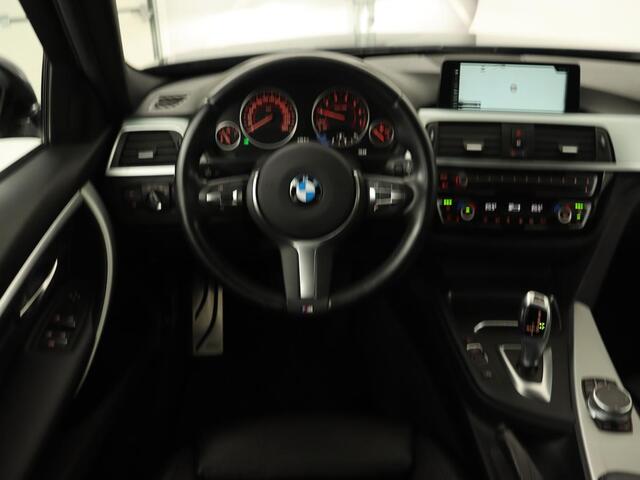 BMW 3-SERIE Touring 318i Centennial High Executive