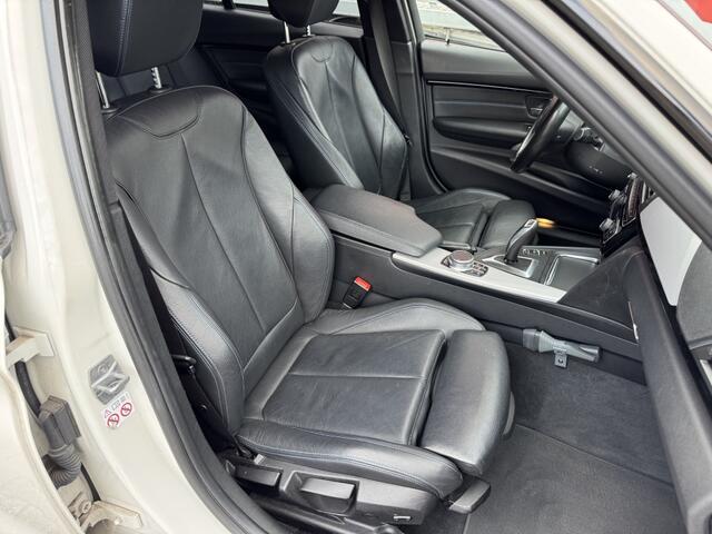 BMW 3-SERIE 318I M-Sport Leder Navi Clima Cruise NAP