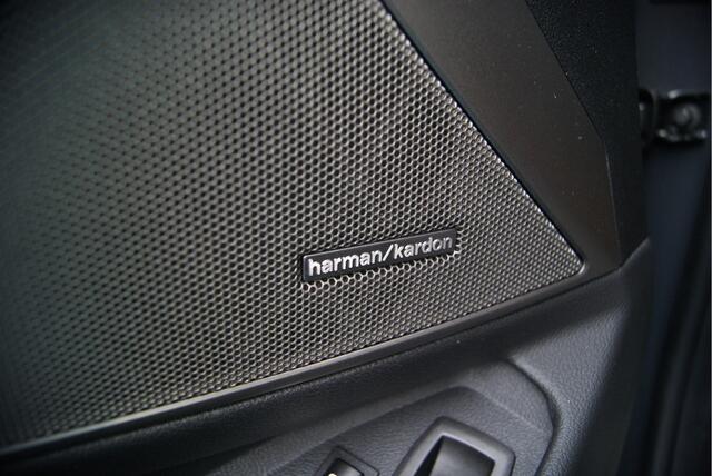 BMW 3-SERIE Touring 330e xDrive 292PK M-Sport Panorama/Harman-K/Wegkl-Trhk/360camera/Memory