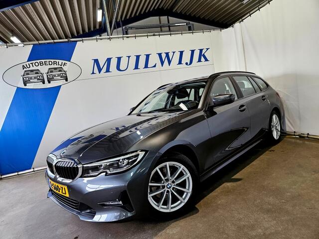 BMW 3-SERIE Touring 320i Business Edition / Trekhaak / Full LED / NL Auto