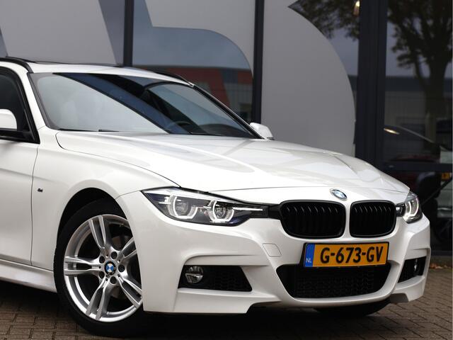 BMW 3-SERIE Touring 318i M Sport Automaat | Pano | Clima | LED | Navi |
