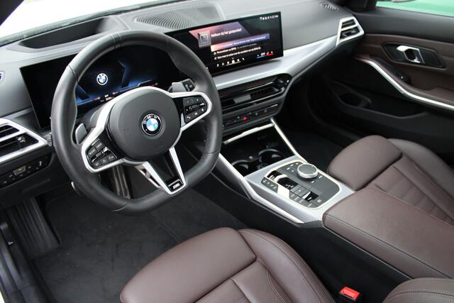 BMW 3-SERIE Touring 330i xDrive High Executive M Sport Automaat / Panoramadak / Trekhaak / Sportstoelen / Comfort Access / Adaptieve LED / Parking Assistant Plus