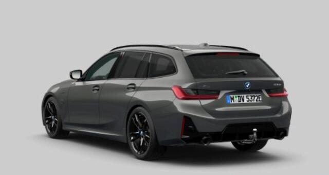 BMW 3-SERIE Touring 330e xDrive M Sport Pro - Trekhaak - Panoramadak - Parking/Driving Assistant - Active Cruise Control - Active Protection - Geluiddempende/Getinte Ruiten - Comfort Access - Harman kardon -