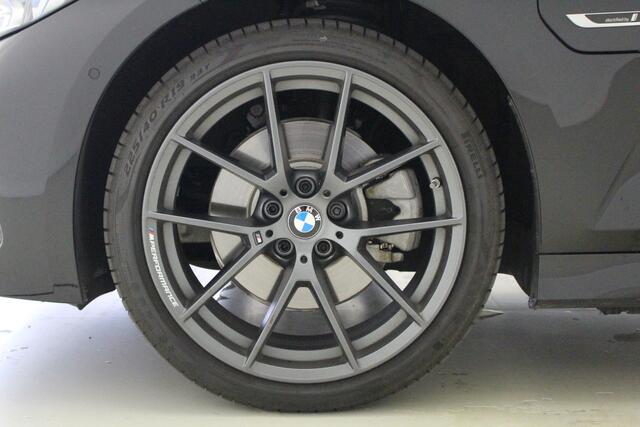 BMW 3-SERIE 320e M-Sport | 19" M-Performance | Leder | Camera
