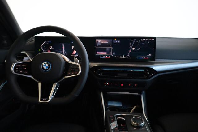 BMW 3-SERIE 330e Sedan | M Sportpakket | Comfort Pack | Elektr. Trekhaak