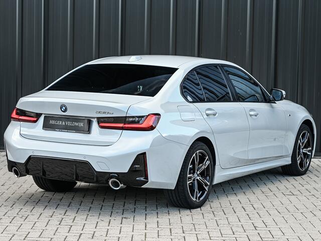 BMW 3-SERIE 330e | M-SPORT | SPORT SEATS | AMBIANCE INTERIEUR | ACTIVE CRUISE | DAB+ | HIFI SOUND | SHADOW-LINE | TREKHAAK | STUURVERWARMING
