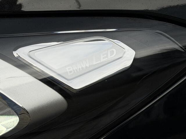 BMW 3-SERIE Touring 318i M Sport Pano-Dak | Trekhaak | Leer | Stoelverw. |