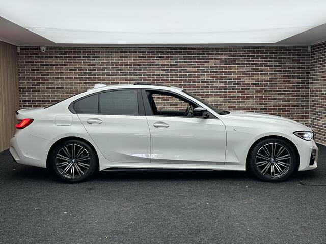 BMW 3-SERIE 320i High Executive Edition M Sport Open Dak Leer Virtual