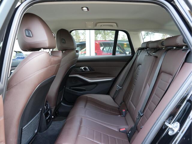 BMW 3-SERIE Touring 320e Business Edition Plus | Navigatie | SOH 91% | Laserlicht | Keyless