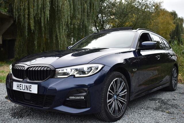 BMW 3-SERIE Touring 330e 290PK M-SPORT HIGH EXECUTIVE 360-CAMERA/HEAD-UP/PANORAMADAK