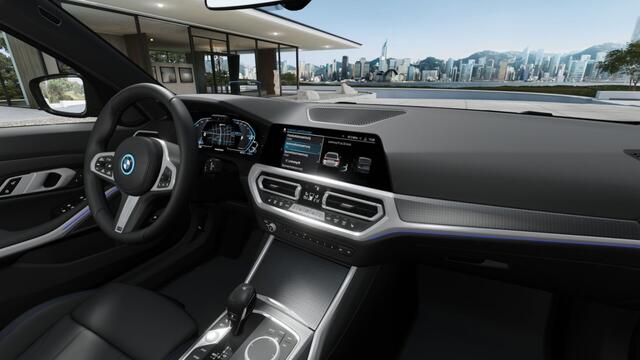 BMW 3-SERIE 330e 292PK High Exc. M Sport / LED
