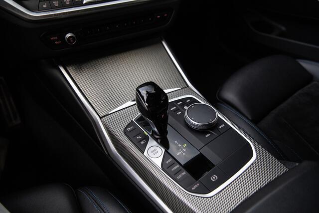 BMW 3-SERIE Touring 330e High Executive M-Sport , Adap. cruise, Trekhaak, Stoel/stuurverwarming,