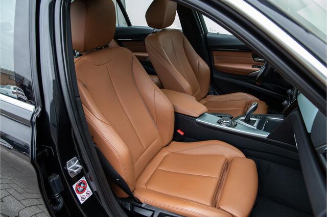 BMW 3-SERIE 330e M-Sport, Leder, Schuifdak, High Executive, Sportstoelen 2016