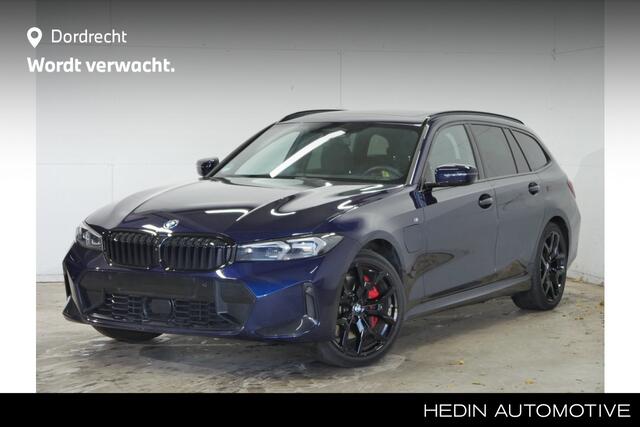 BMW 3-SERIE Touring 330e xDrive M-Sport Pro | Panorama | CoPilot | Harman Kardon | Trekhaak | Memory | 19" Jet Black
