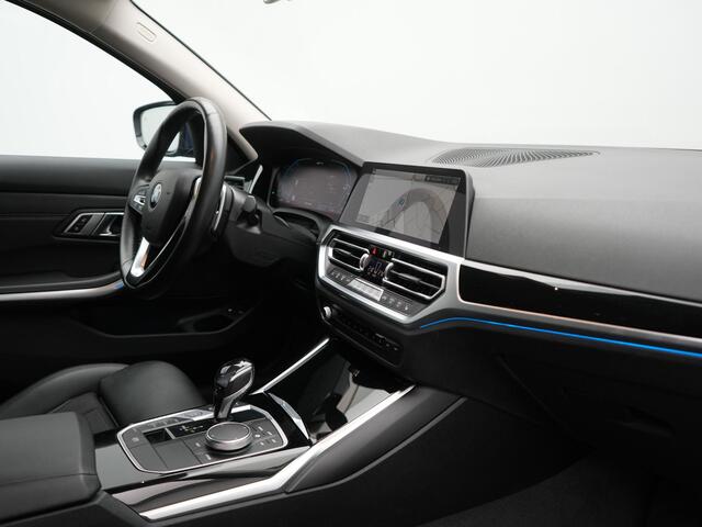 BMW 3-SERIE Touring 330e Sportline Plug In Hybrid 293pk Dealer O.H PHEV | Adaptive Cruise | Apple Carplay | Lederen Sportstoelen Verwarmd | Blis | Lane Assist | Front Assist | Navigatie | Virtual | DAB |