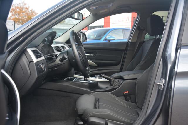 BMW 3-SERIE Touring 330d RWD High Executive | Navigatie | Sportstoelen | Full LED | ACC | Stoelverwarming | PDC | Elek.Trekhaak!! | Keurige 330d met de fijne 6 cilinder.