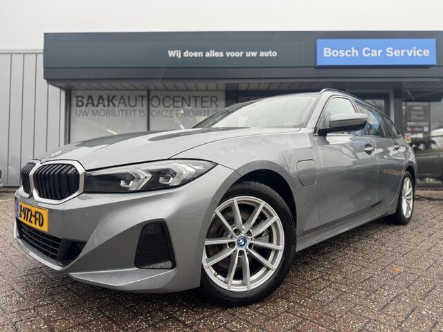 BMW 3-SERIE 320e | Facelift | Widescreen | Camera | Leder