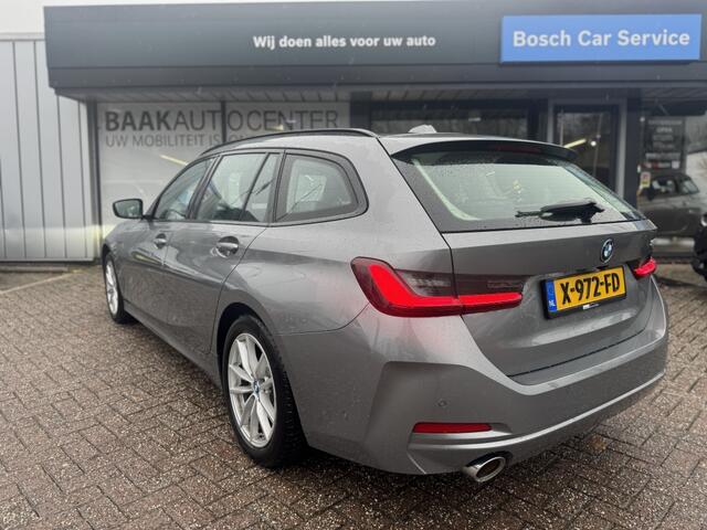 BMW 3-SERIE 320e | Facelift | Widescreen | Camera | Leder